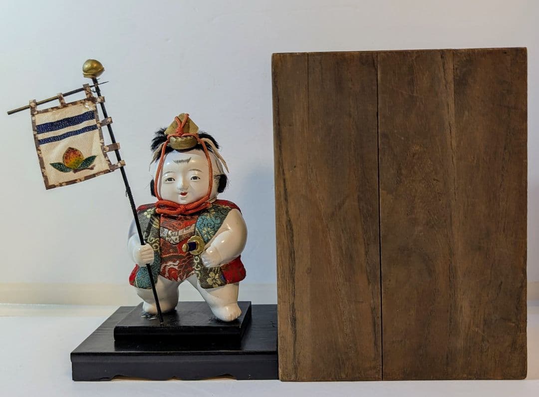 〈ビンテージ 桃太郎 御所人形 木目込人形〉
