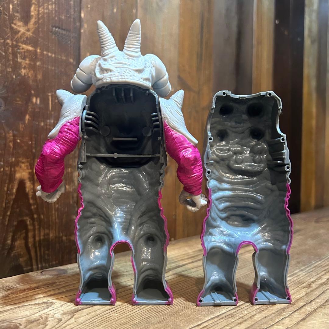 TF Pretenders Figure (2) / プリテンダーズ モンスター