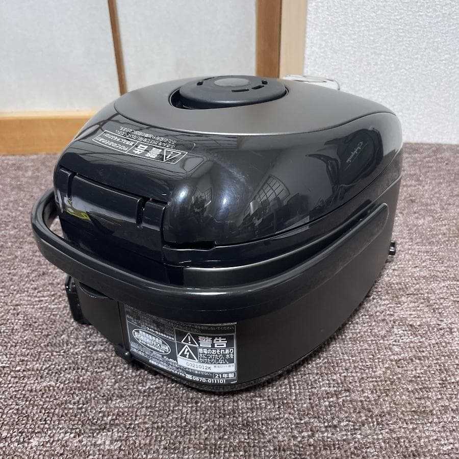 2021年製■タイガー IH炊飯器 3合炊き 炊きたて JPF-N550-K