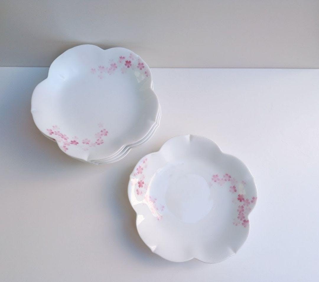 廃盤品✩深川製磁　桜舞う　花型盛皿　５枚