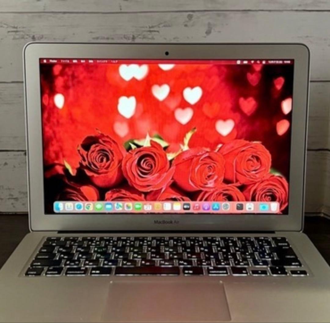 美品MacBook本体2015充電器付き