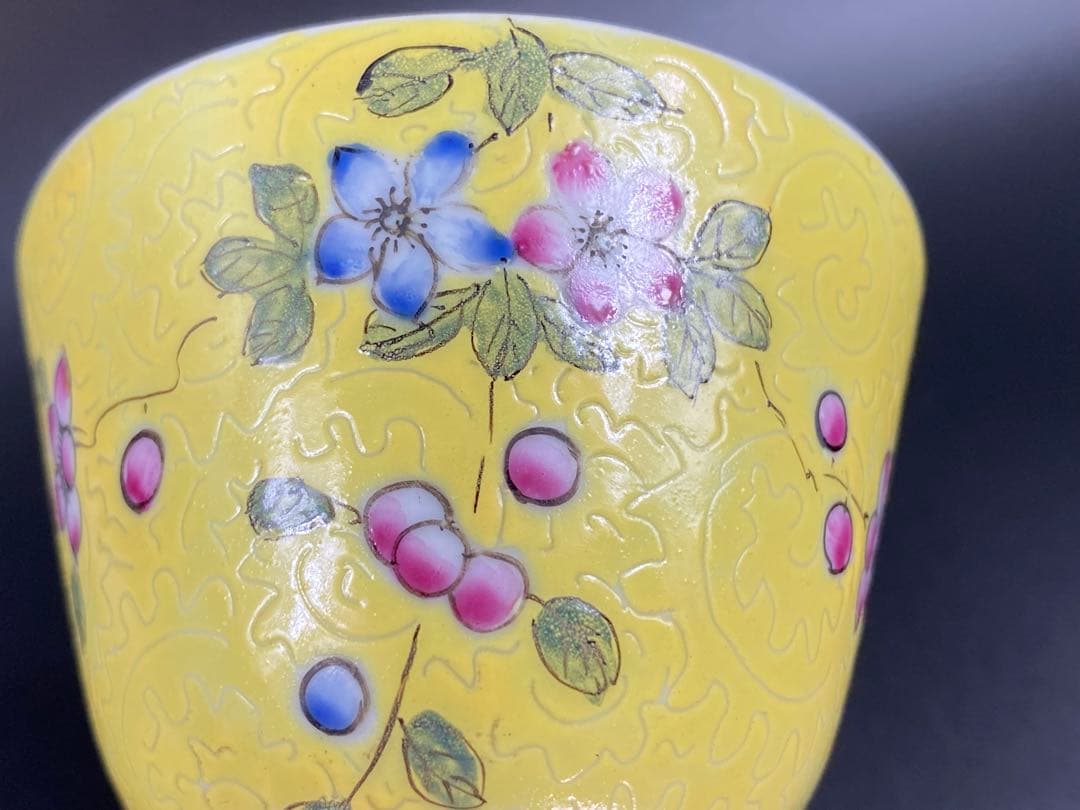 十錦手 煎茶碗 5客 粉彩 陰刻唐草花紋 中国古玩古美術骨董時代物 径7.8cm