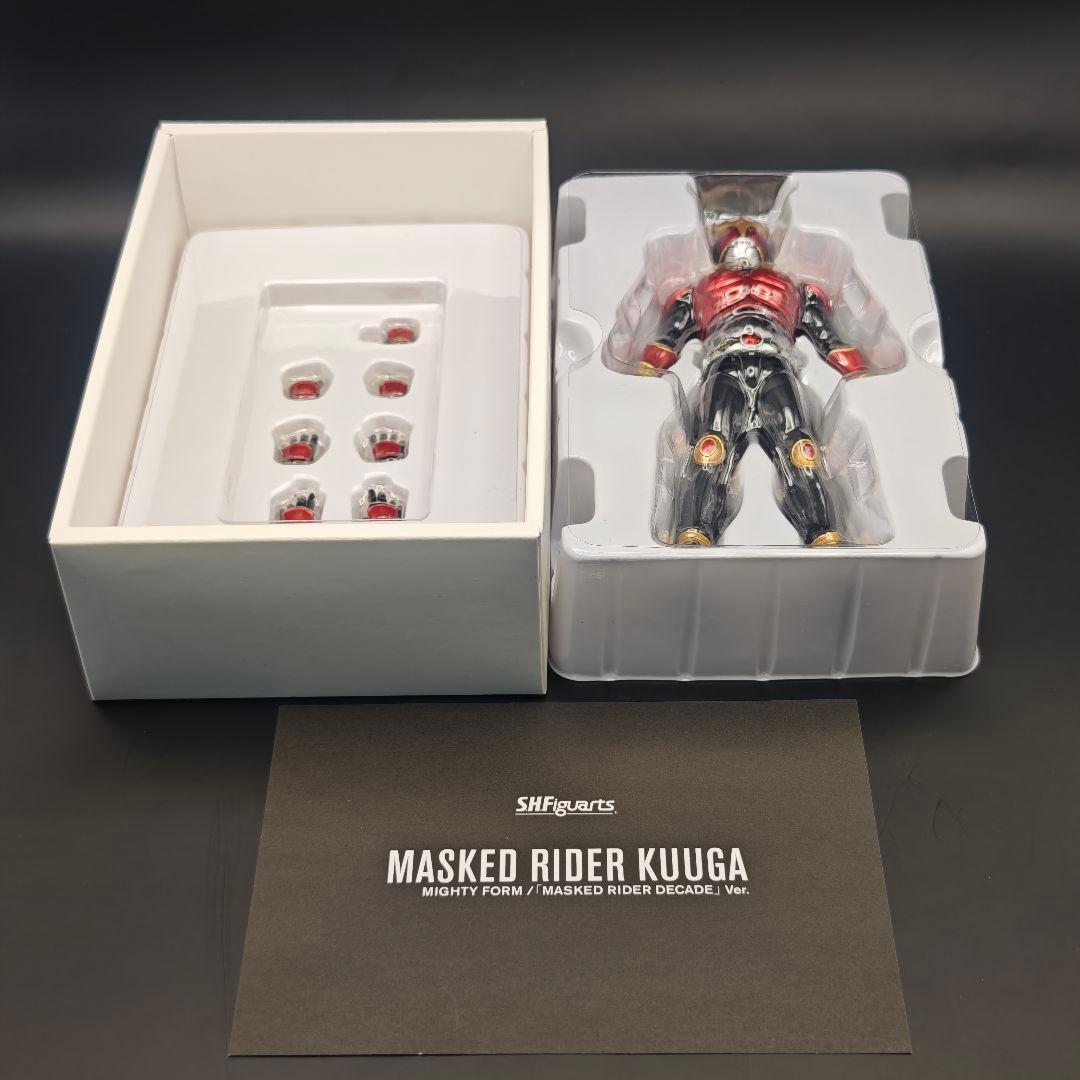 開封済み未使用 真骨彫 仮面ライダークウガ ディケイドver. マイティフォーム