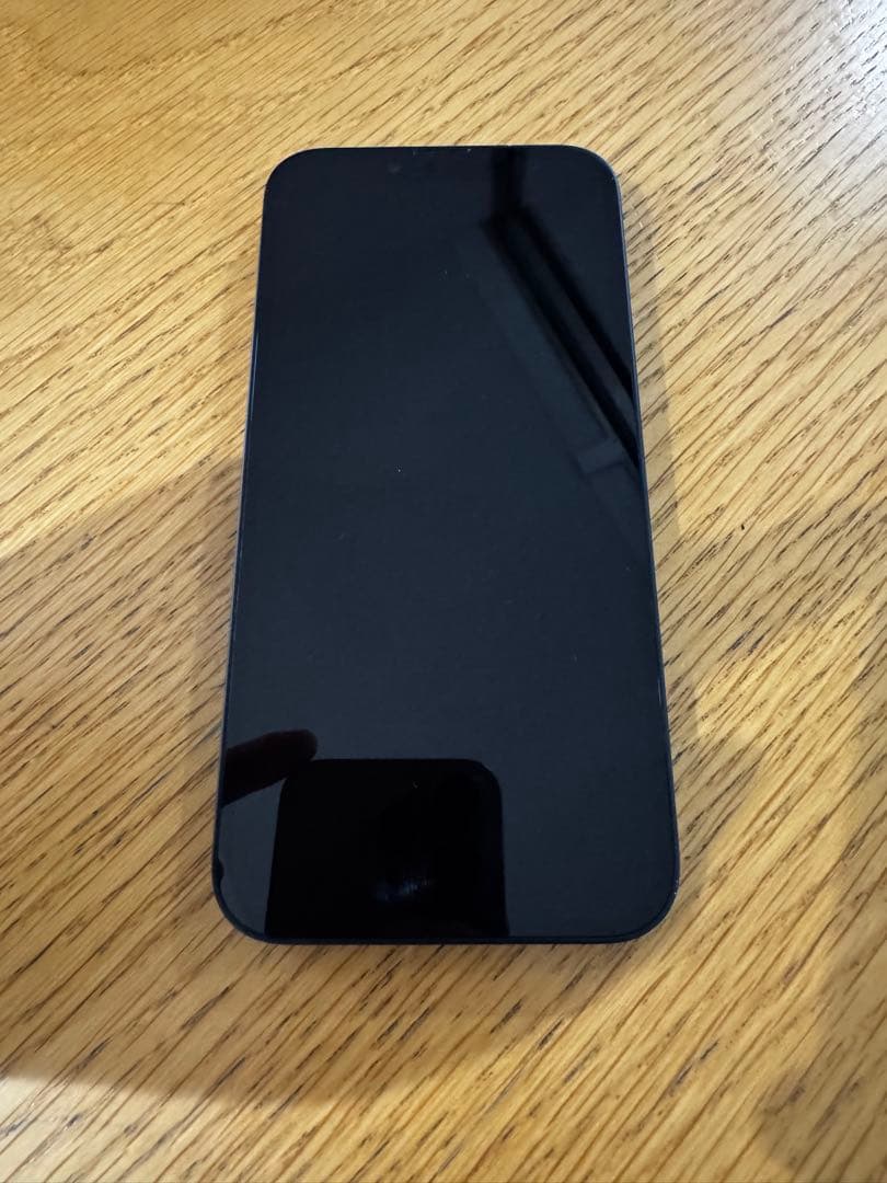 iPhone 16e cocoa