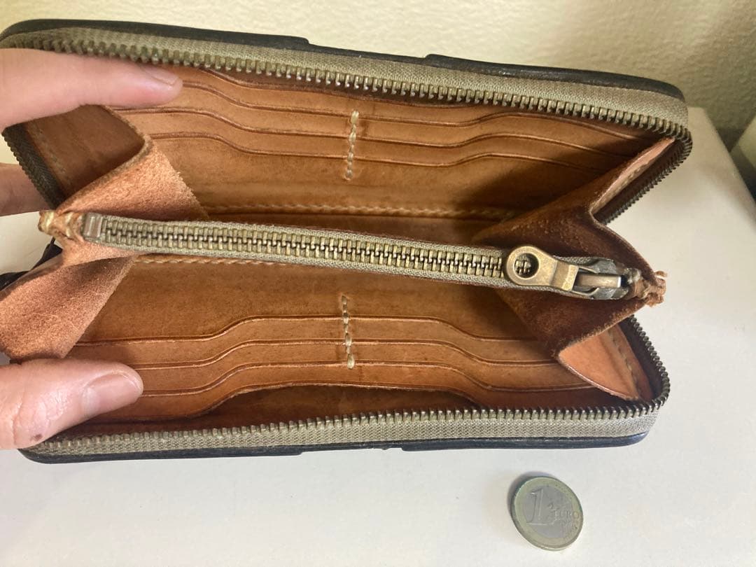 良質レザー長財布