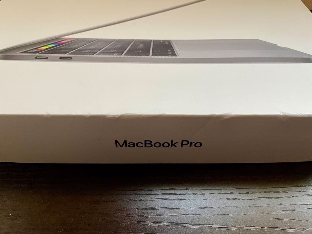 美品｜MacBook Pro 2019/13in/128GB/8GB