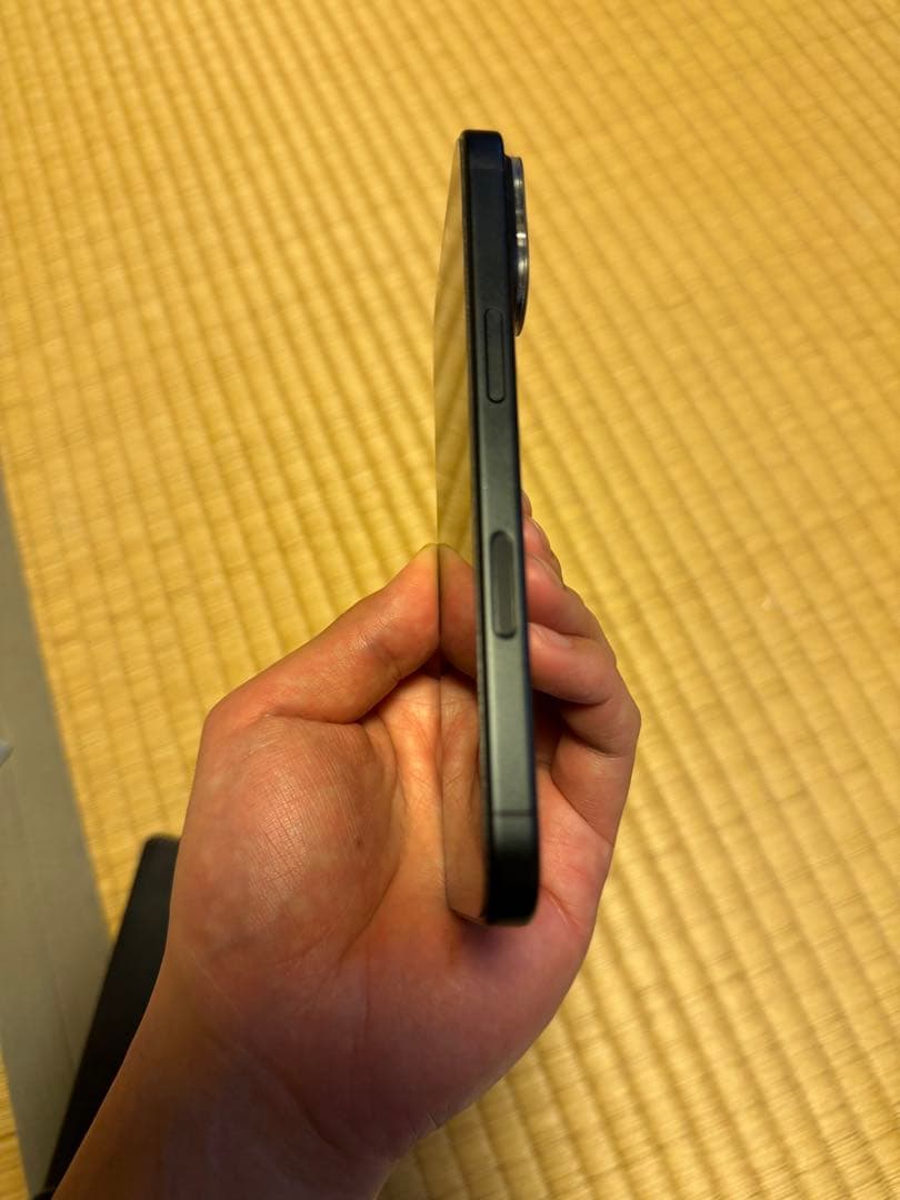 iPhone 16 256GB 中国版 デュアルSIM バッテリー100％ 美品
