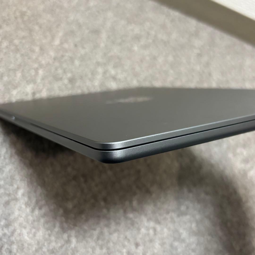 M2 Macbook Air 16GB/512GB スペースグレイ BT98%