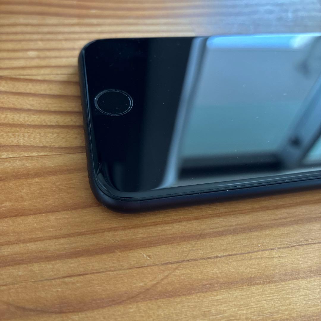 画面に1本線 iPhone SE2 128GB SIMフリー バッテリー83%