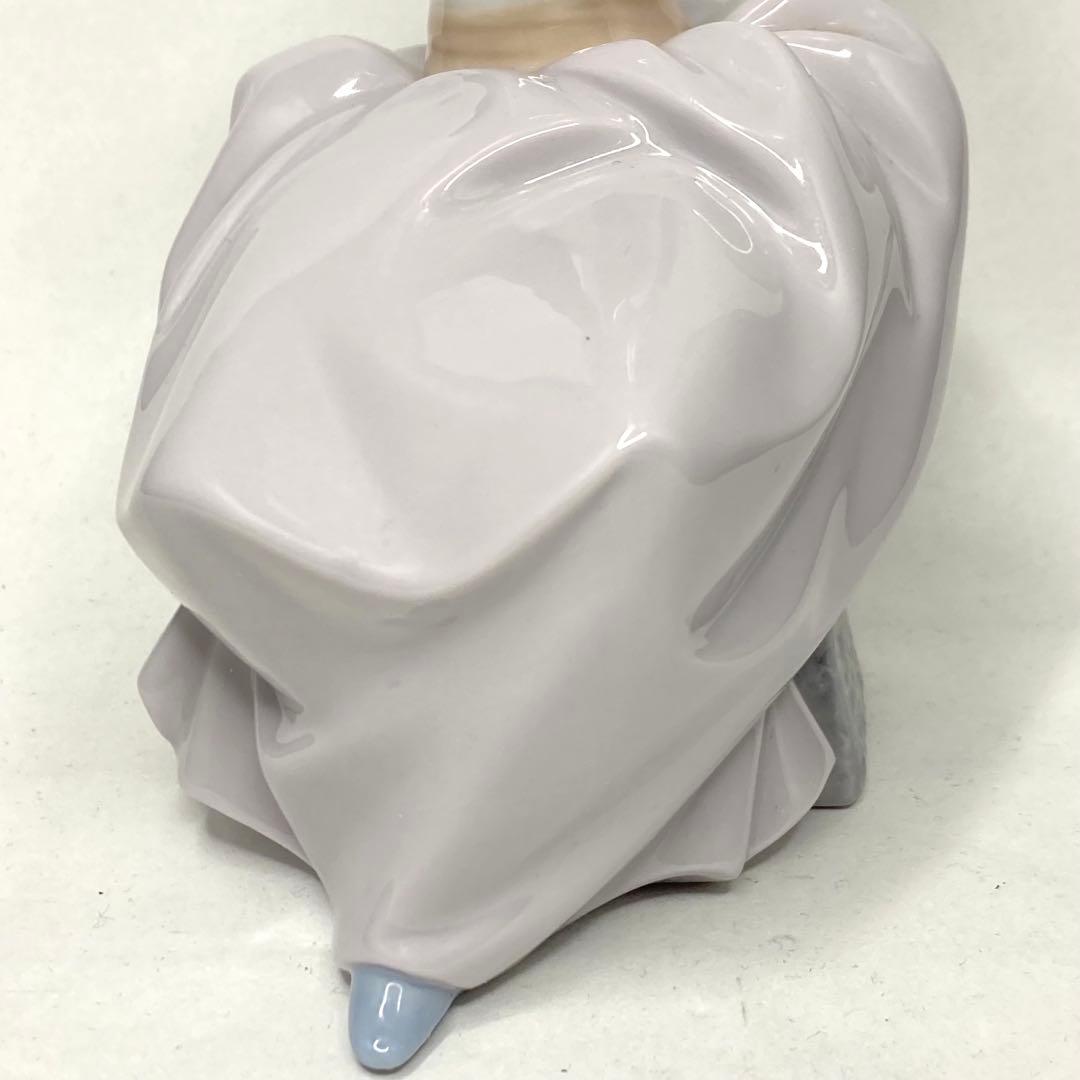 希少✨LLADRO リアドロ お花の甘い香りに包まれる少女。 6822