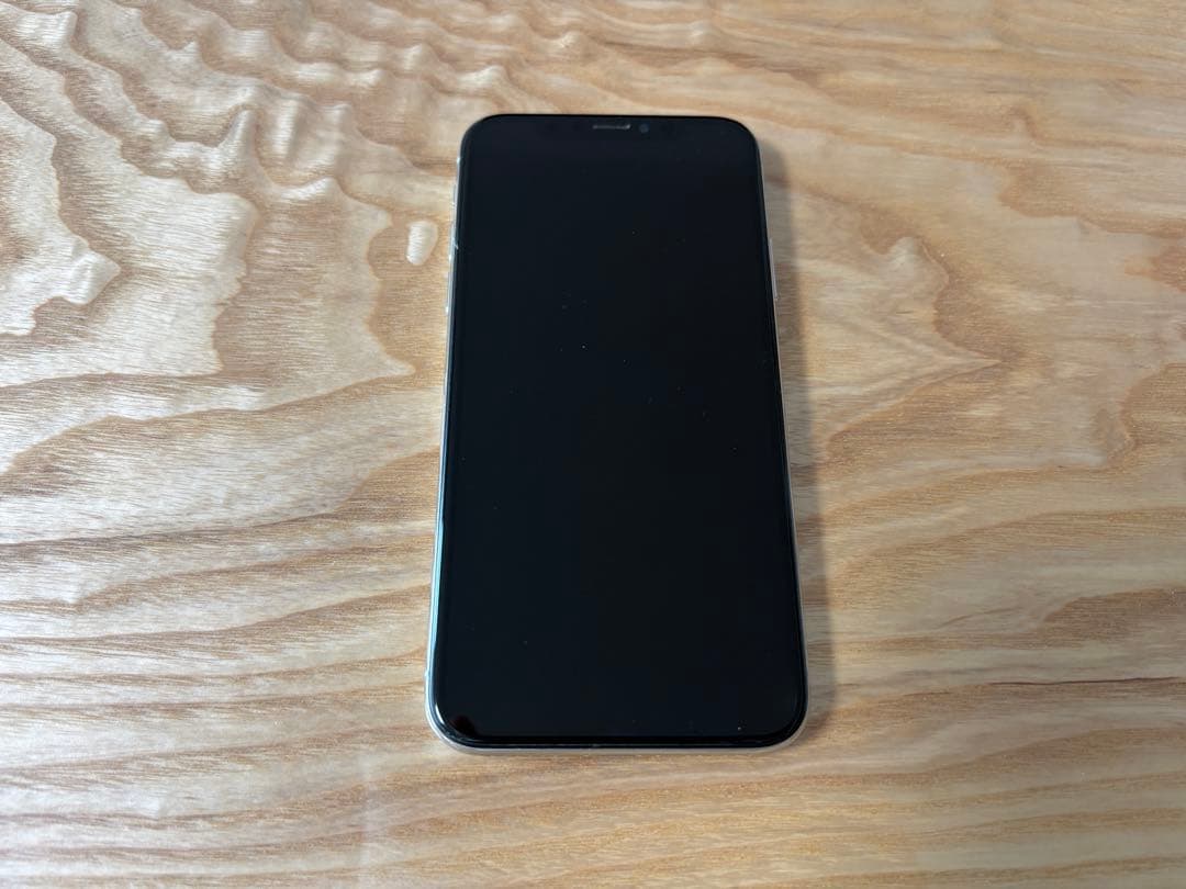 iPhone X 本体シルバー 64GB SIMロックあり Docomo ドコモ