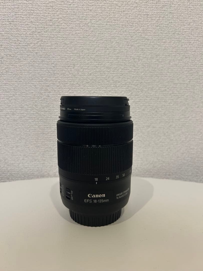 Canon EOS 80D 本体 + 18-135mmレンズ