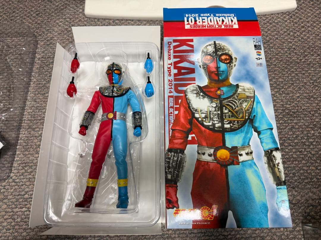 特撮 KIKAIDER 01 Deluxe Type 2014 RAH No. 658