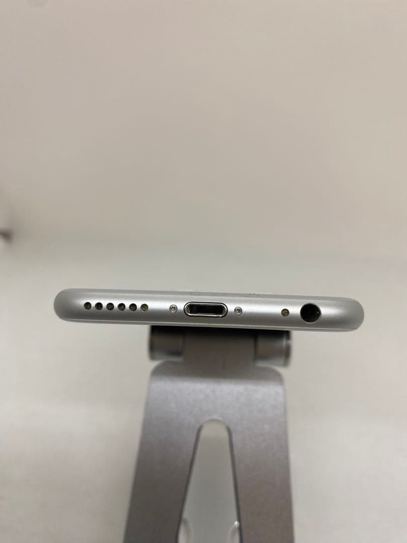 Iphone 6s 32GB Sim フリー　90327