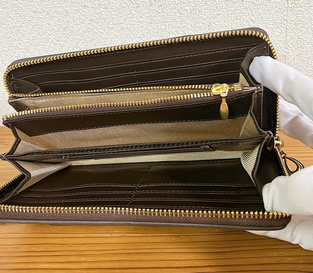 職人さん手造り！使い勝手の良い日本製革長財布　黒猫