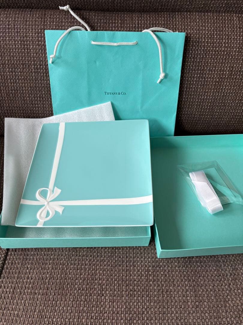 新品未使用 ティファニー ブルーボックス プレート 1枚（24x24cm）