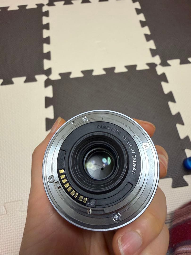Canon 単焦点 パンケーキレンズ ミラーレス EF-M22 シルバー