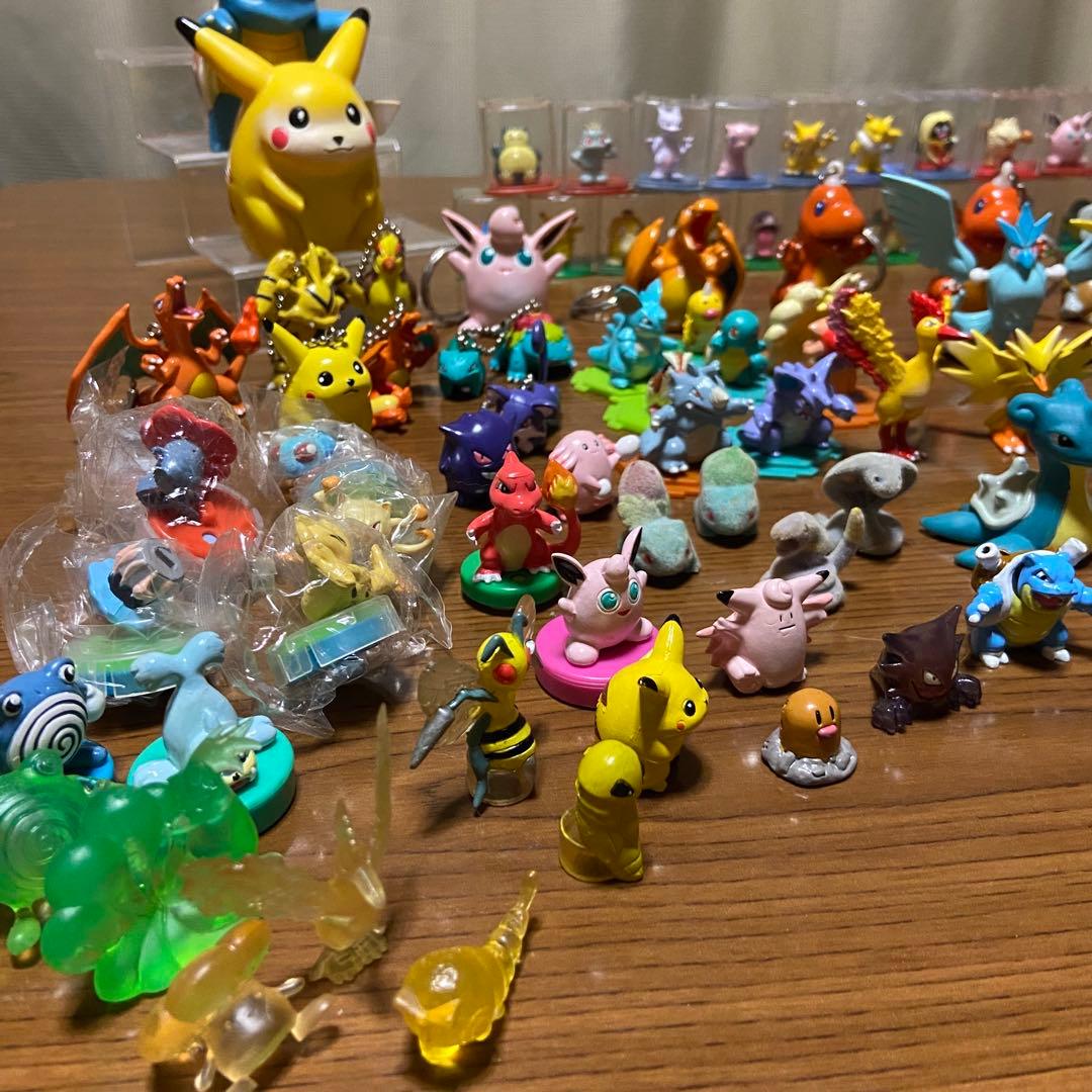 ポケモングッズ まとめ売り フィギュア シール スタンプ など