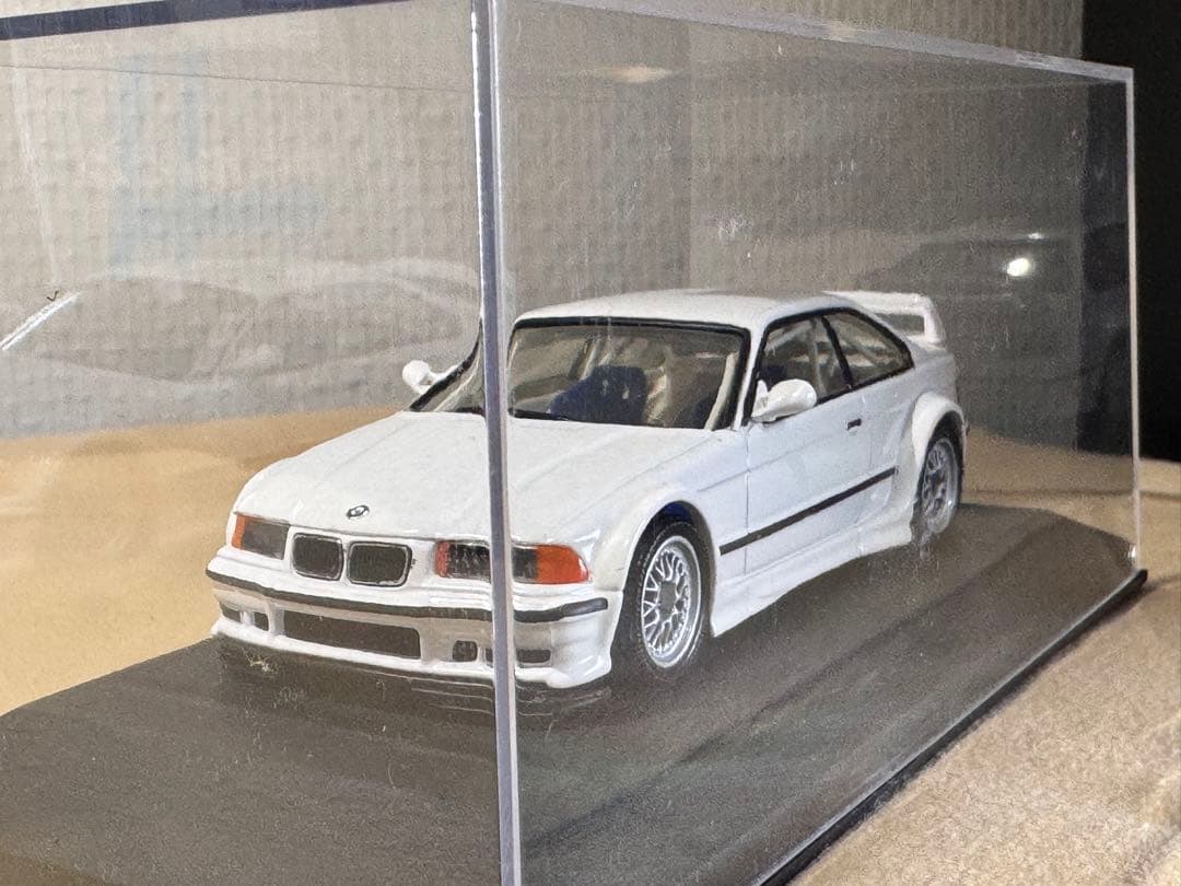  M3 GTR 1/43 スケール 白