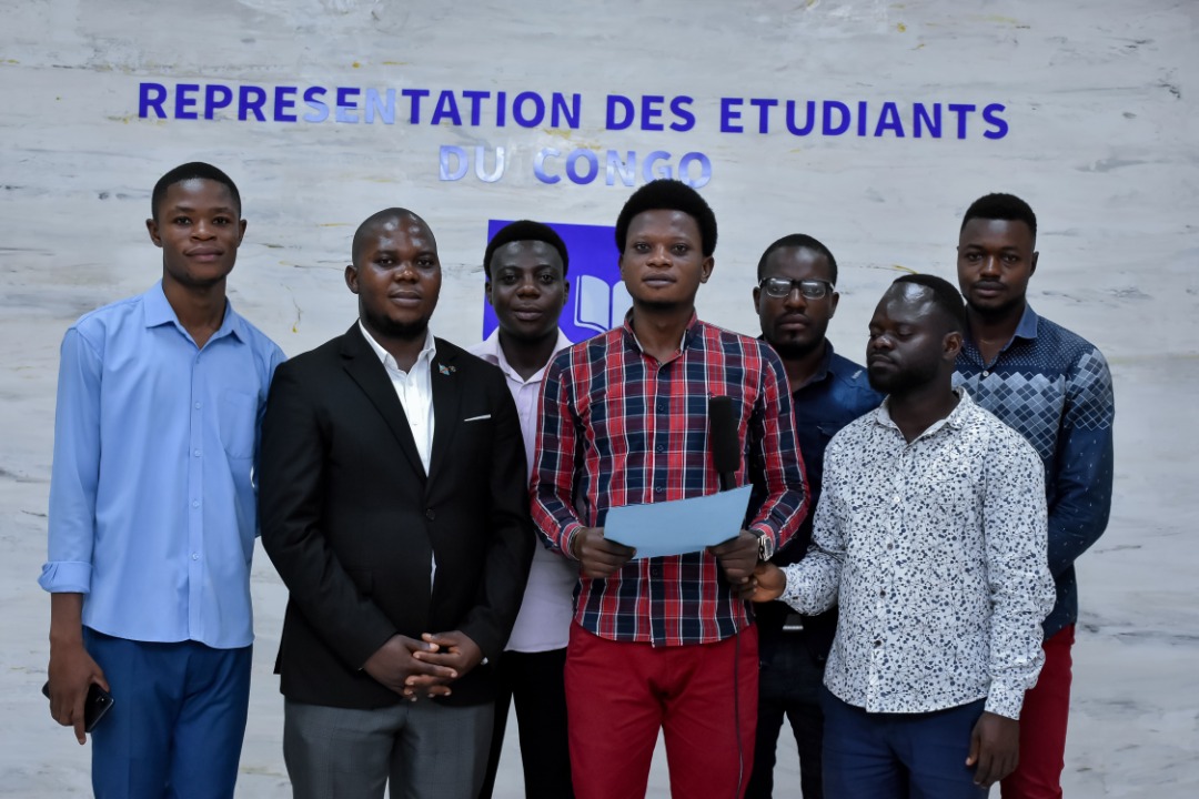 Pourpaler de paix, Consultation! La classe Academique est elle consulté?